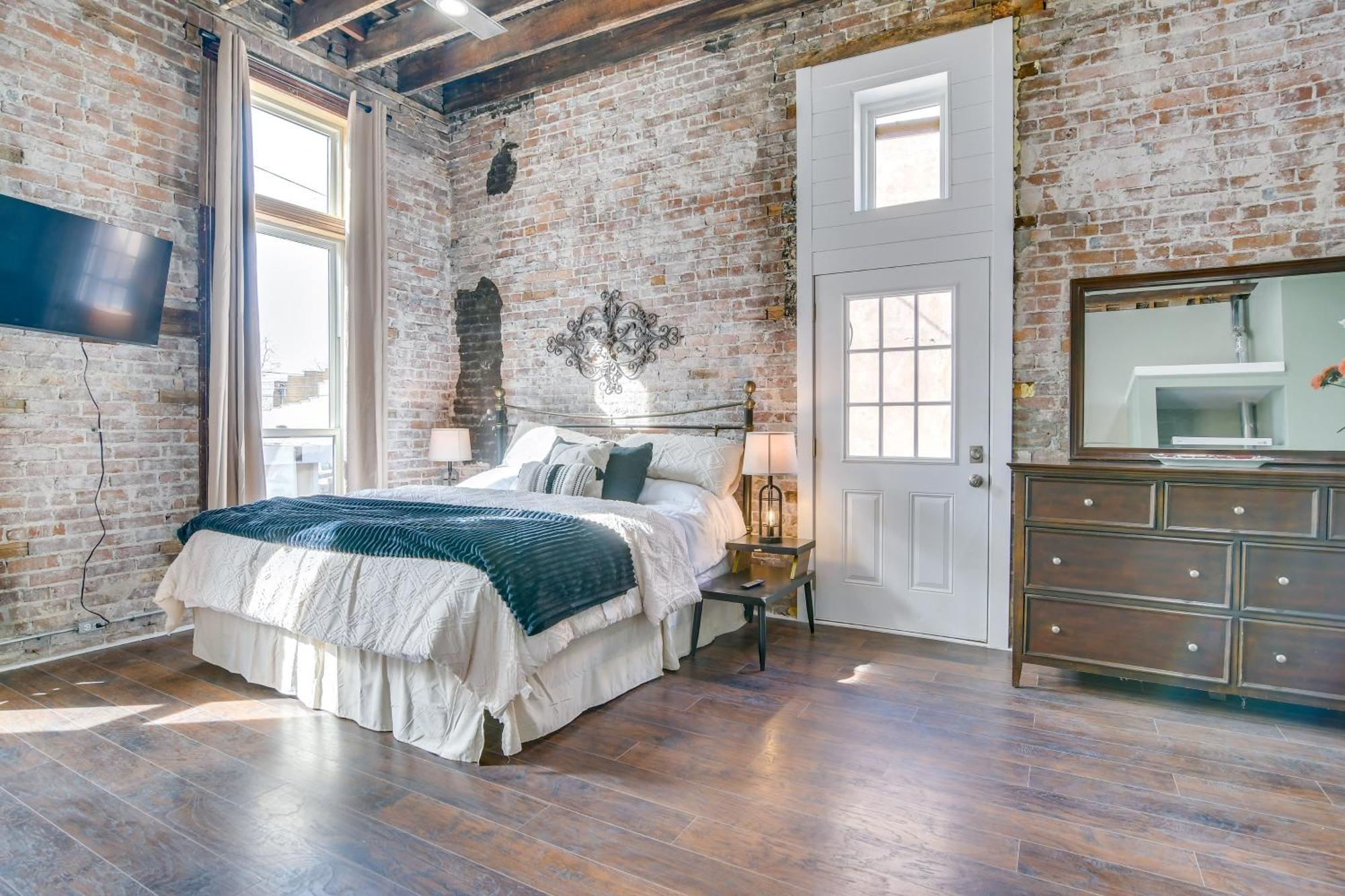 Dtwn Loft In The Heart Of Monett Pets Welcome! Esterno foto