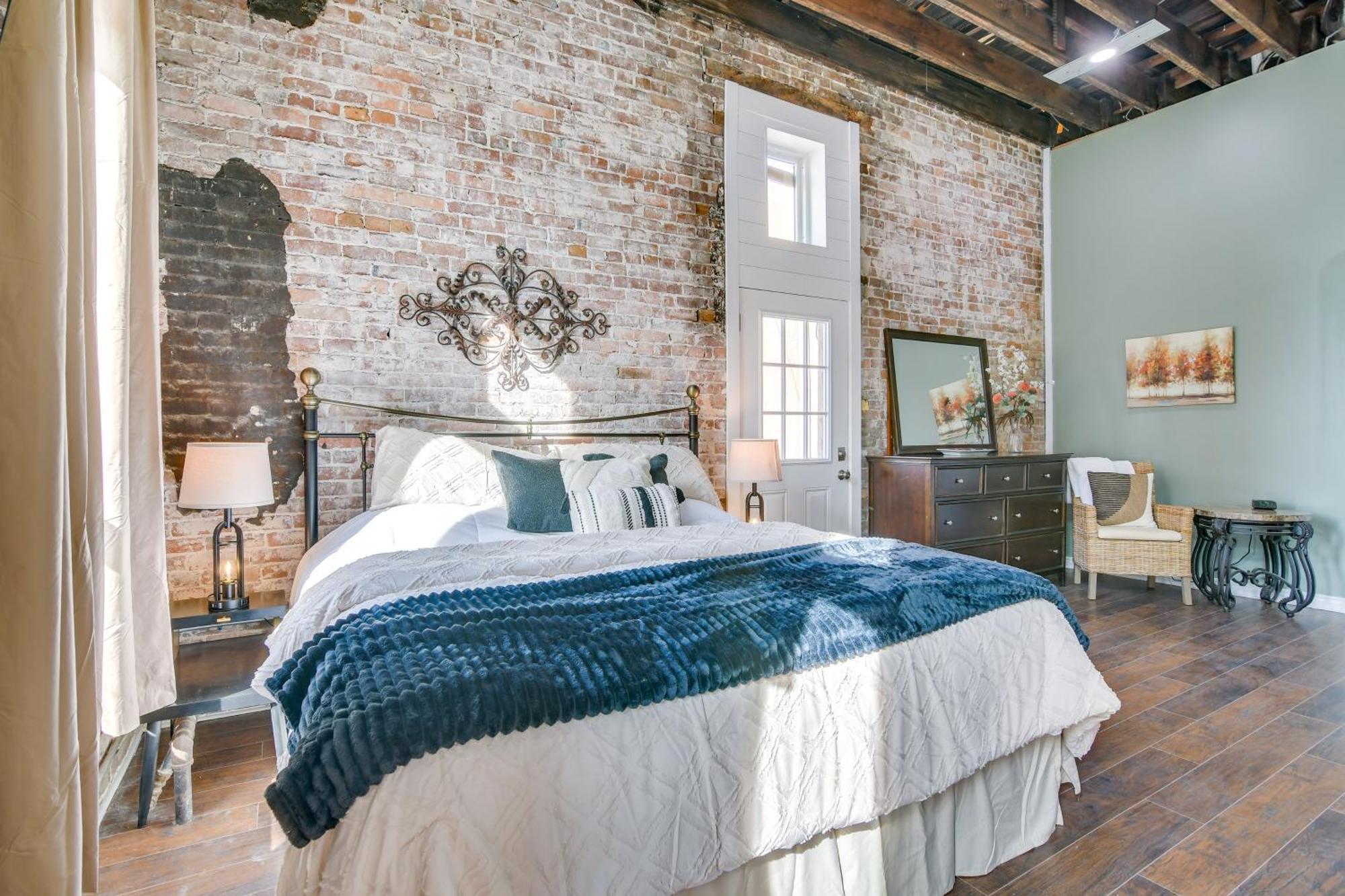 Dtwn Loft In The Heart Of Monett Pets Welcome! Esterno foto